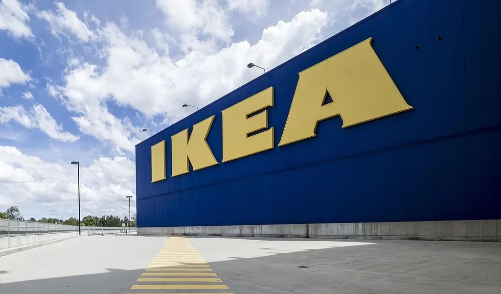 ikea-1376853_1280 cropped